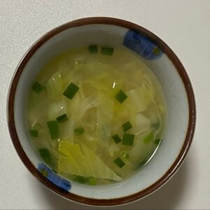 水なす新玉葱こしあぶら味噌汁